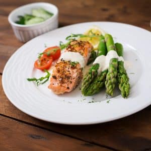 Salmone al Limone con Asparagi